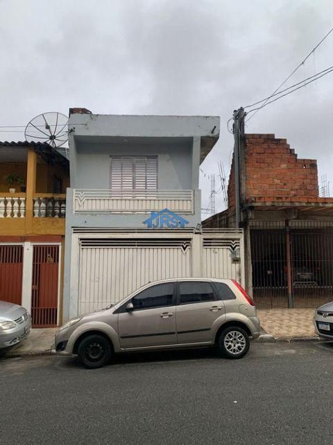 Casa à venda em Barueri, Jardim Tupã, com 5 quartos, com 235 m²